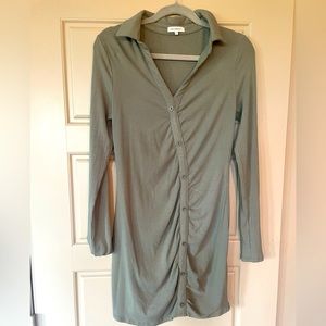 CRESCENT L green button down dress